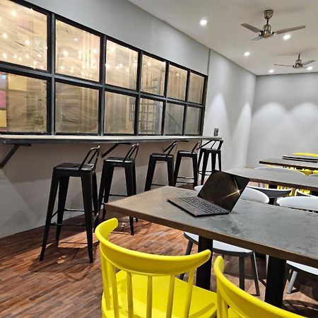 Coliwo Deux - Chandan Nagar Pune Exterior foto